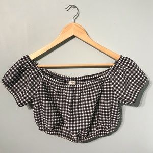 Aritzia Wilfred Gingham Off The Shoulder Cropped Tee